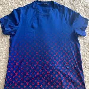 LIKE NEW! LV Ombré tshirt